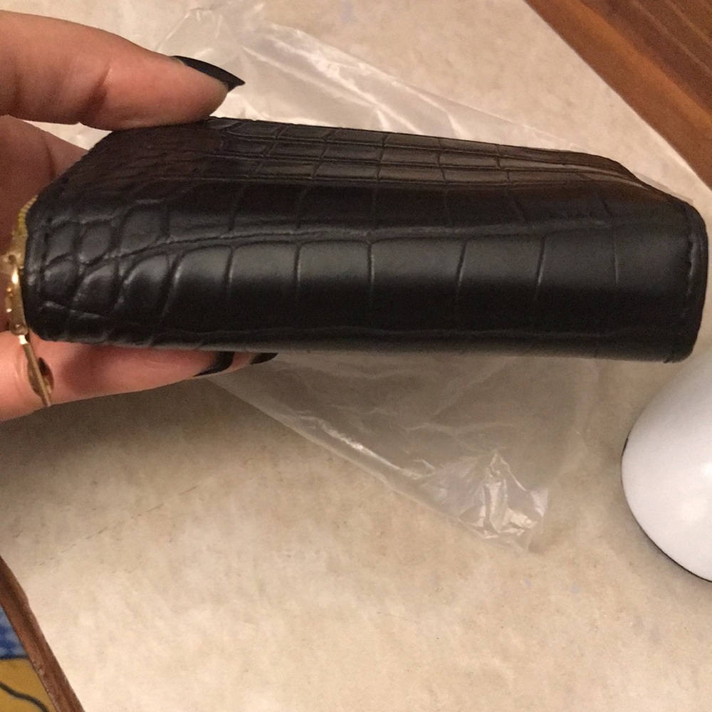 Card holder with Gold Zipper - Picture 5 of 6